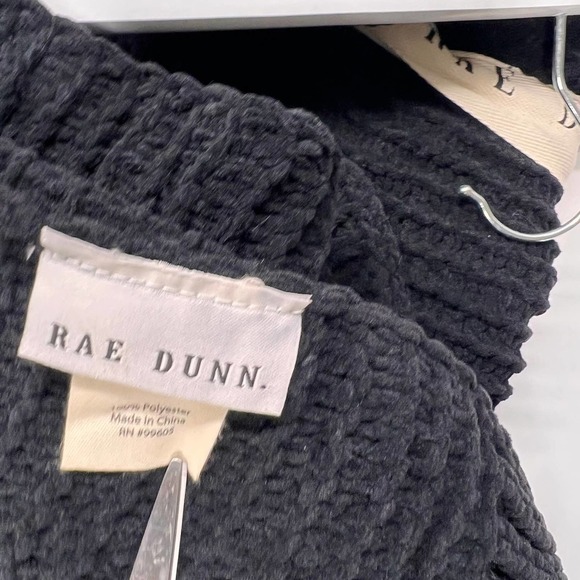 Rae Dunn Chenille Knit Throw Blanket Black - Picture 5 of 9